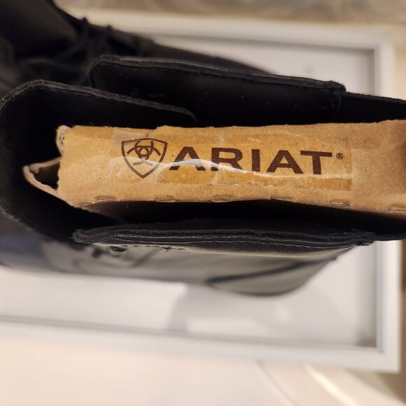 Ariat Black Leather "Heritage" Lace up boots. NWT. Size 13 - Picture 6 of 11